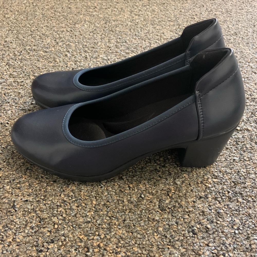 Dream Pairs [Stand All Day Pumps] Edena Chunky Low Block Heel Pumps - Navy Blue